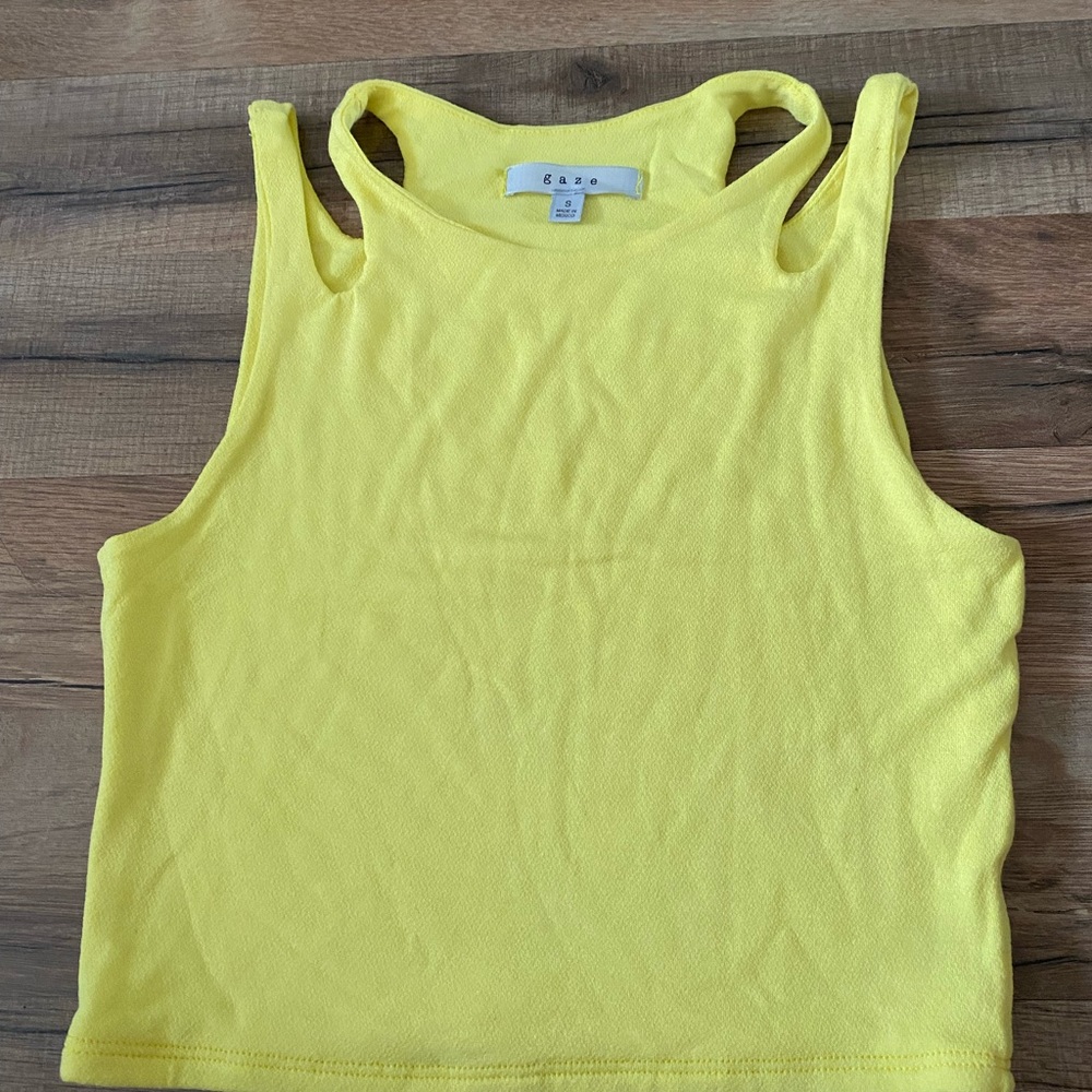 Gaze Yellow Sleeveless Crop Tank Top
